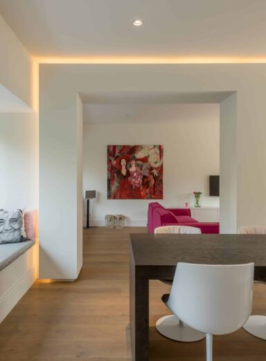 XXL ontwerp door Stan van den Wildenberg verbouwing van twee woningen naar 1 grote jaren- 30 woning