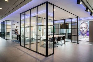 binnenhuisarchitect ontwerp kantoor stoelen Gispen systeemwand Planeffect carpet Modulyss interieurdesign Wildenberg