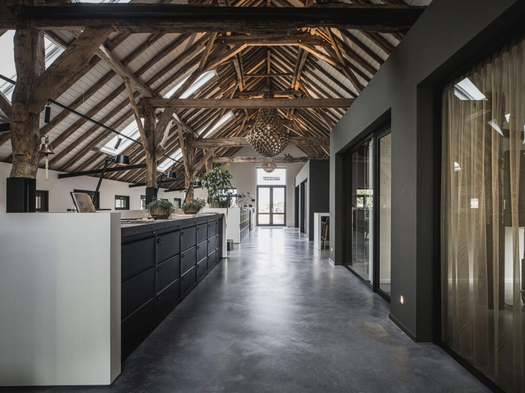 interieurarchitect-interiorarchitect-Wildenberg-ontwerp-exclusief-kantoor-interieur-binnenhuisarchitect-exclusive-interior-kantoorinspiratie-luxuryoffice-maatwerk