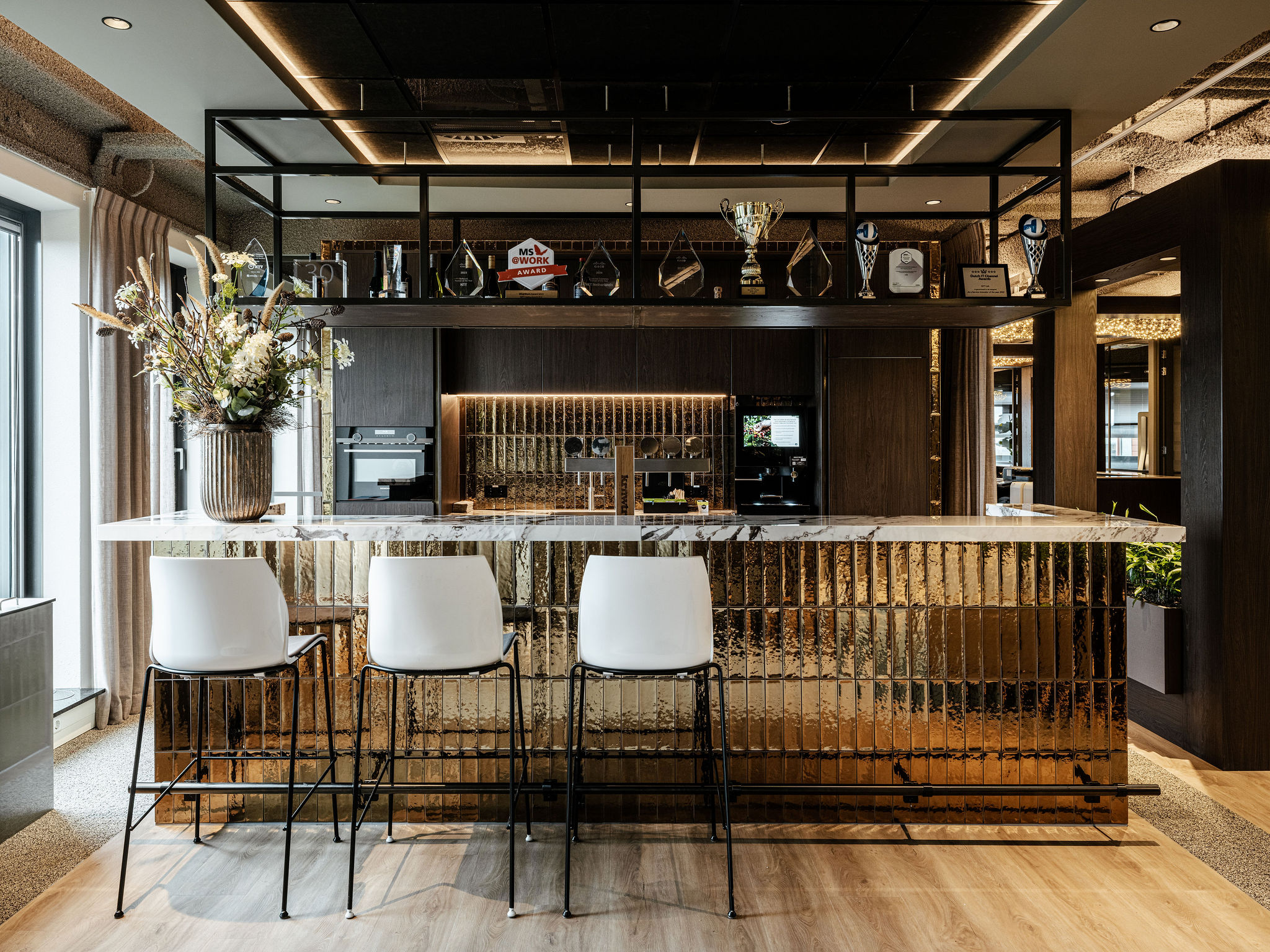 interieurarchitect Wildenberg NTT Data kantoor Meinema Peter Baas bar front